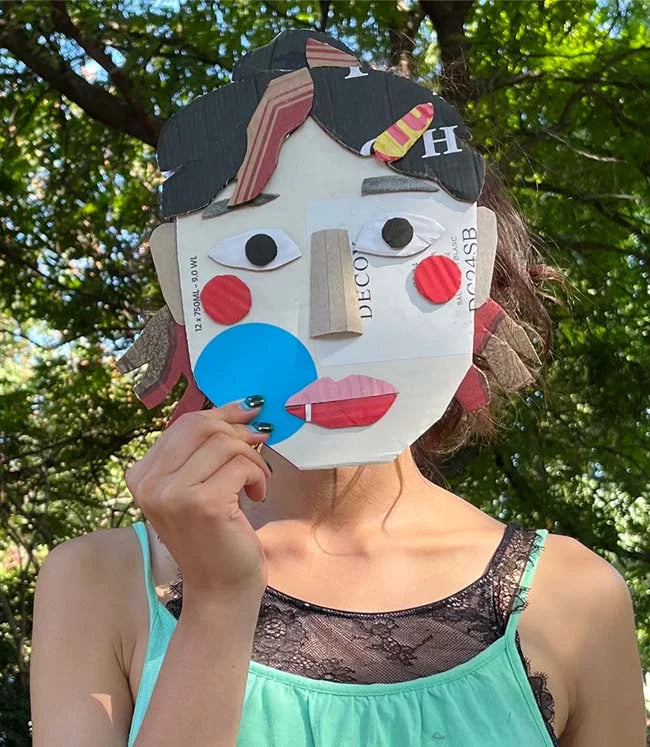 Cardboard Portrait Making Workshop w. Oscar Wilder